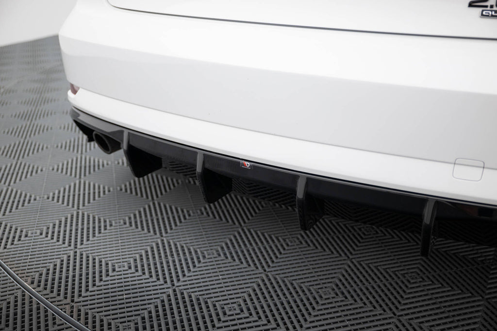 Difusor trasero para Audi A3 Sedan 8V Facelift (Version with single Exhaust tips on both sides)