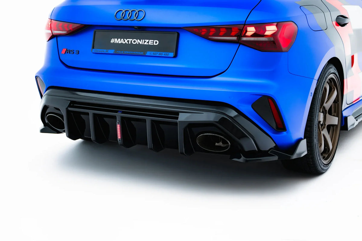 Difusor trasero para Audi RS3 Sportback 8Y Facelift (Version with LED light)