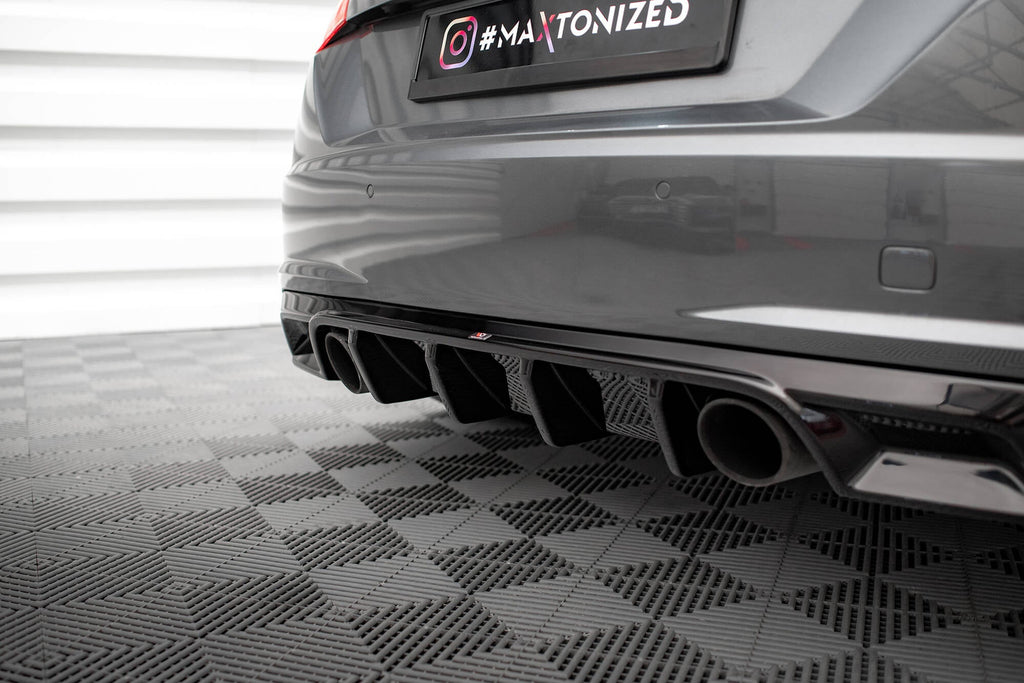 Difusor trasero para Audi TT S-Line 8S