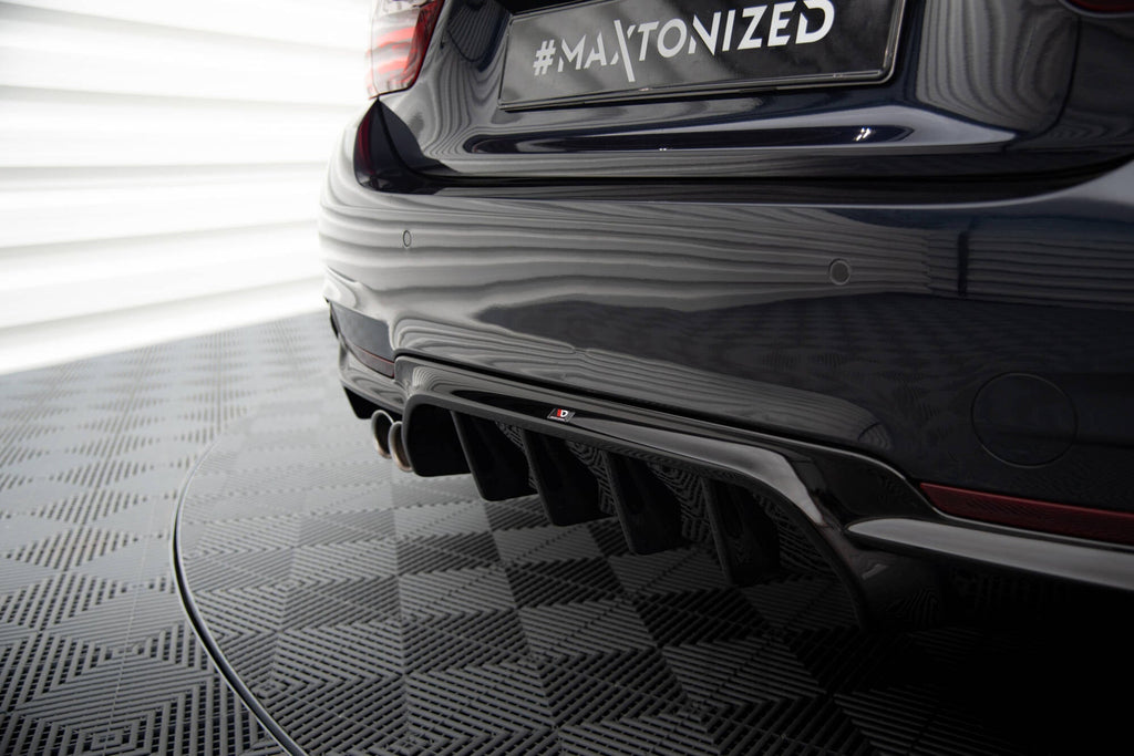 Difusor trasero para BMW 4 Coupe / Gran Coupe / Cabrio M-Pack F32 / F36 / F33 (Version with Exhaust on one side)