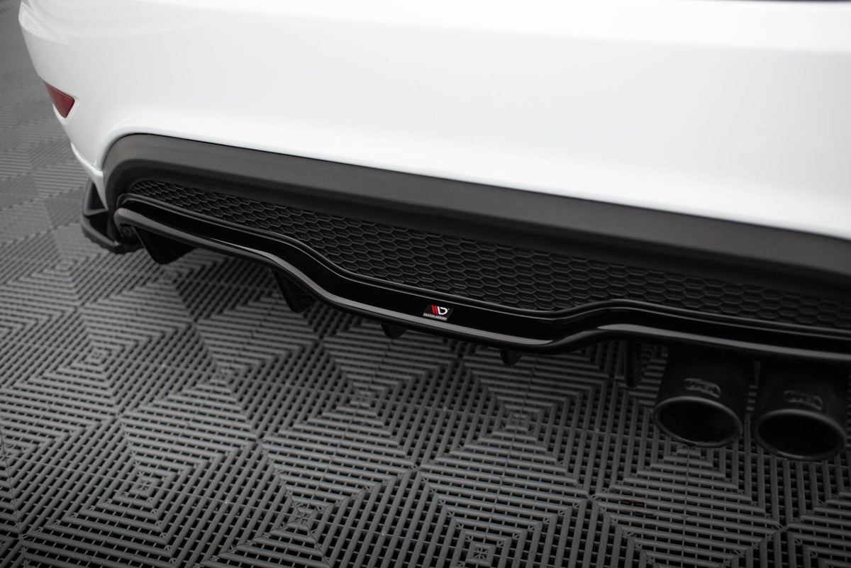 Difusor trasero para Ford Fiesta ST (3 door version) Mk7 Facelift