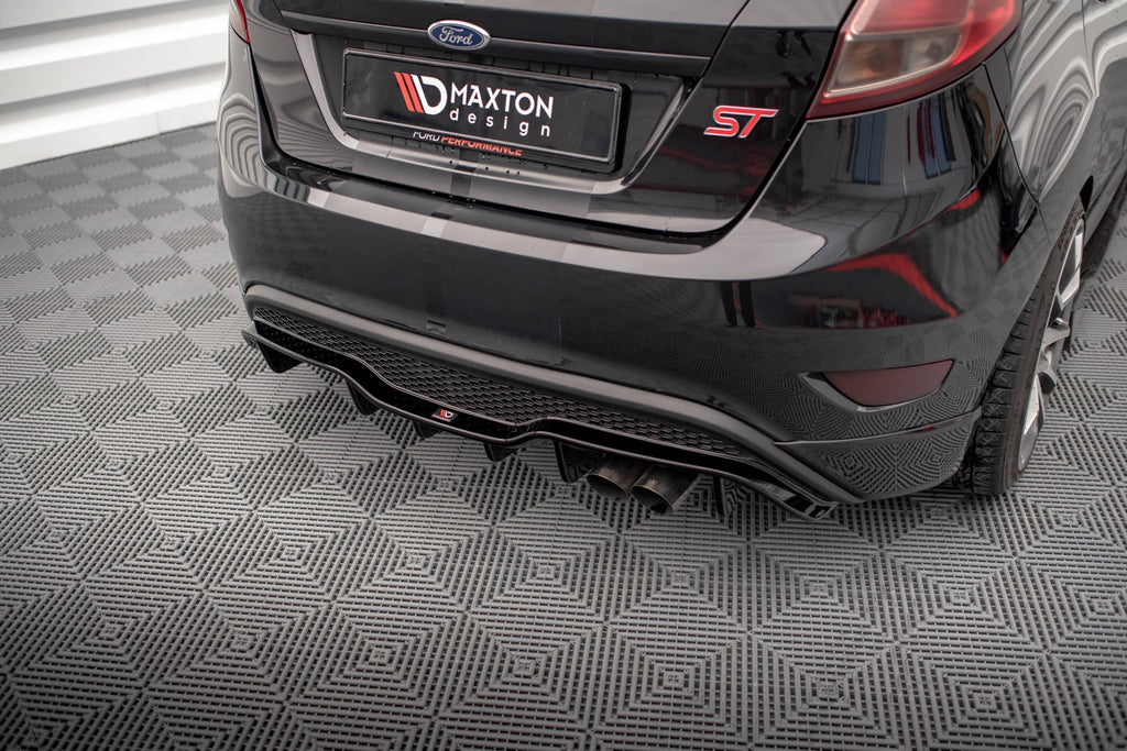 Difusor trasero para Ford Fiesta ST (5 door version) Mk7 Facelift