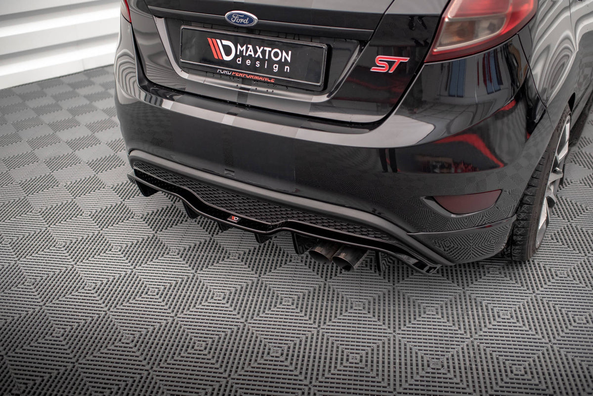 Difusor trasero para Ford Fiesta ST (5 door version) Mk7 Facelift