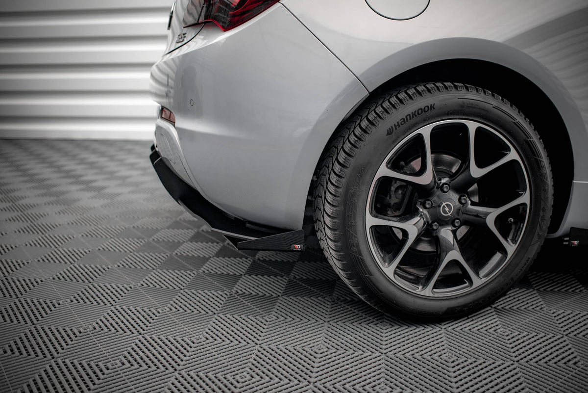 Difusor trasero Street Pro + flaps para Opel Astra GTC OPC-Line J