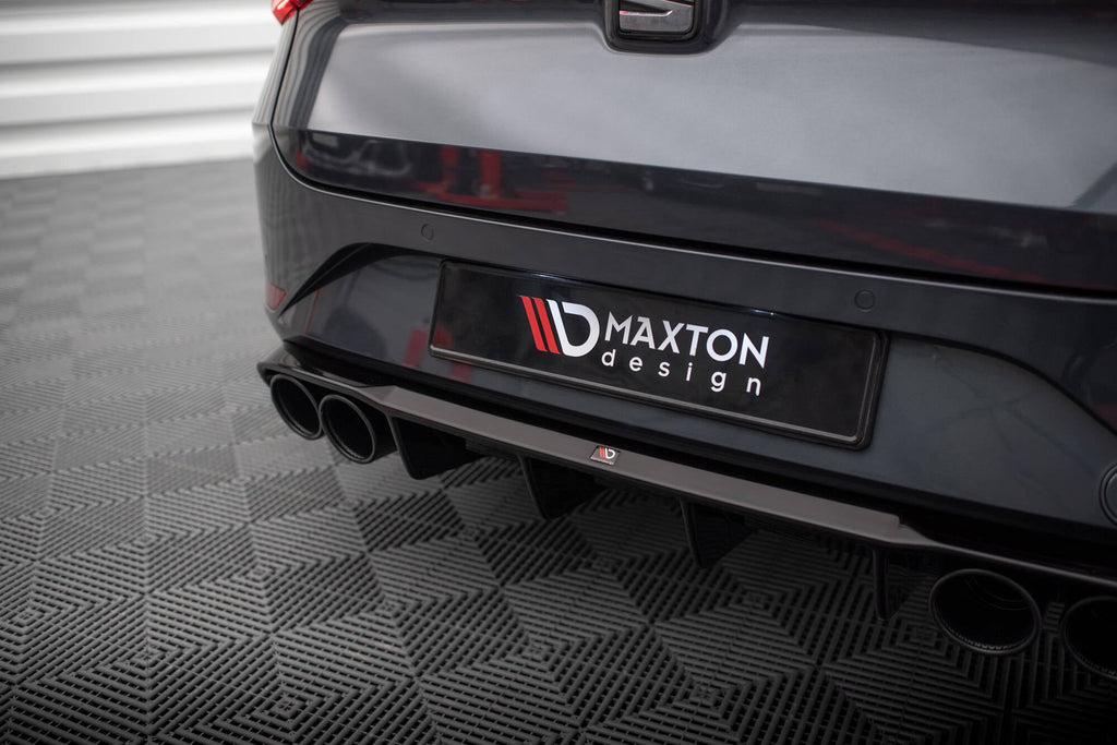 Difusor trasero + embellecedores de escape para Seat Leon ST FR Mk4