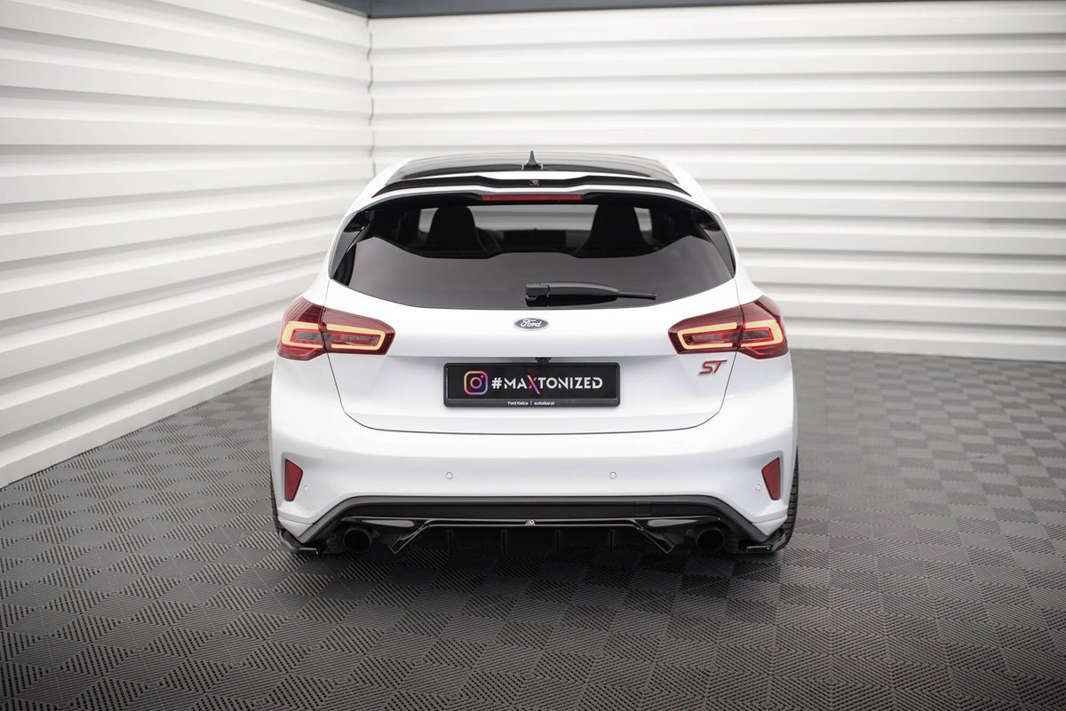 Difusor trasero V.2 para Ford Focus Hatchback ST Mk4