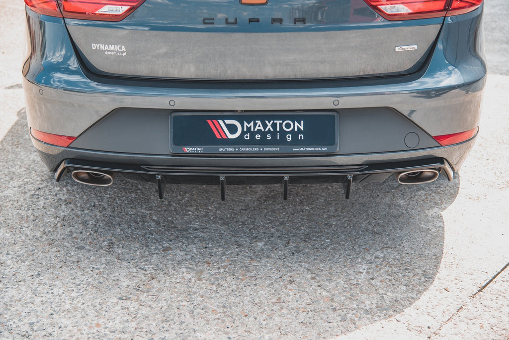 Difusor trasero V.2 para Seat Leon Cupra ST Mk3 Facelift