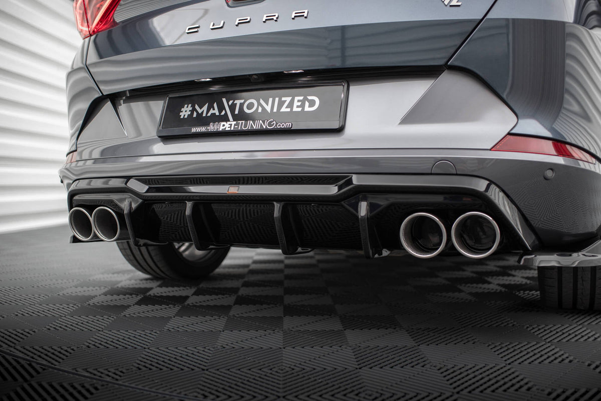 Difusor trasero V.3 + embellecedores de escape para Cupra Formentor Mk1 Facelift
