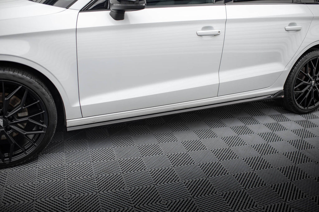 Difusores de taloneras para Audi A3 Sedan 8V
