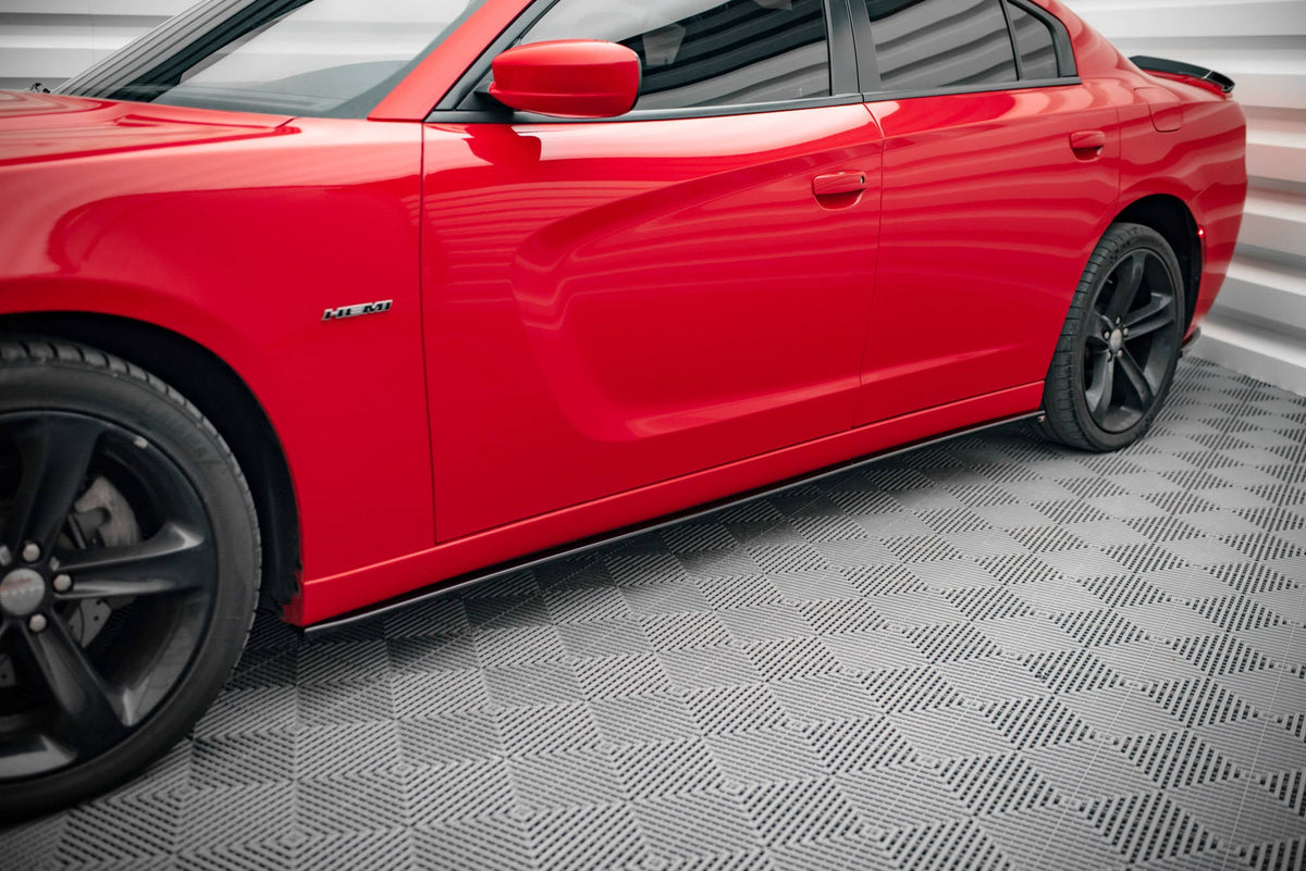 Difusores de taloneras para Dodge Charger RT Mk7 Facelift