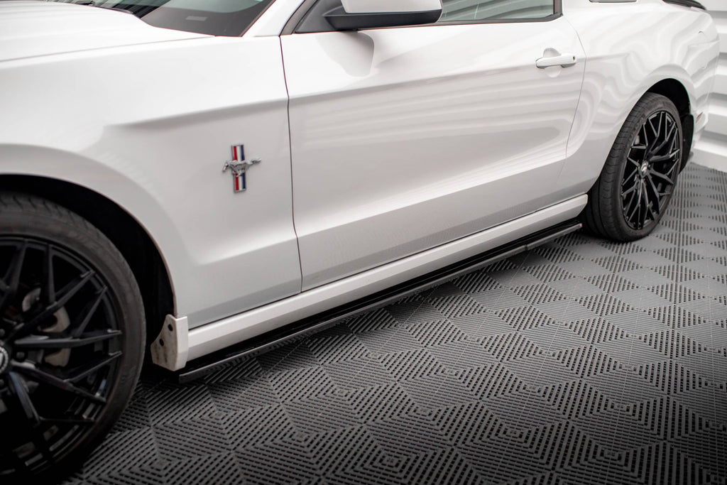Difusores de taloneras para Ford Mustang Mk5 Facelift