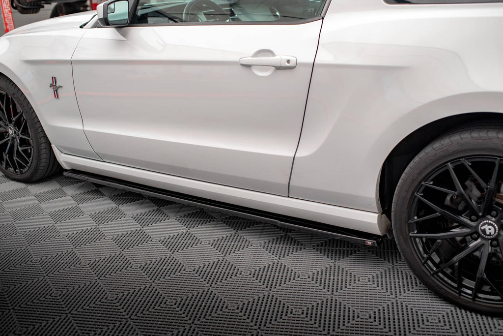 Difusores de taloneras para Ford Mustang Mk5 Facelift