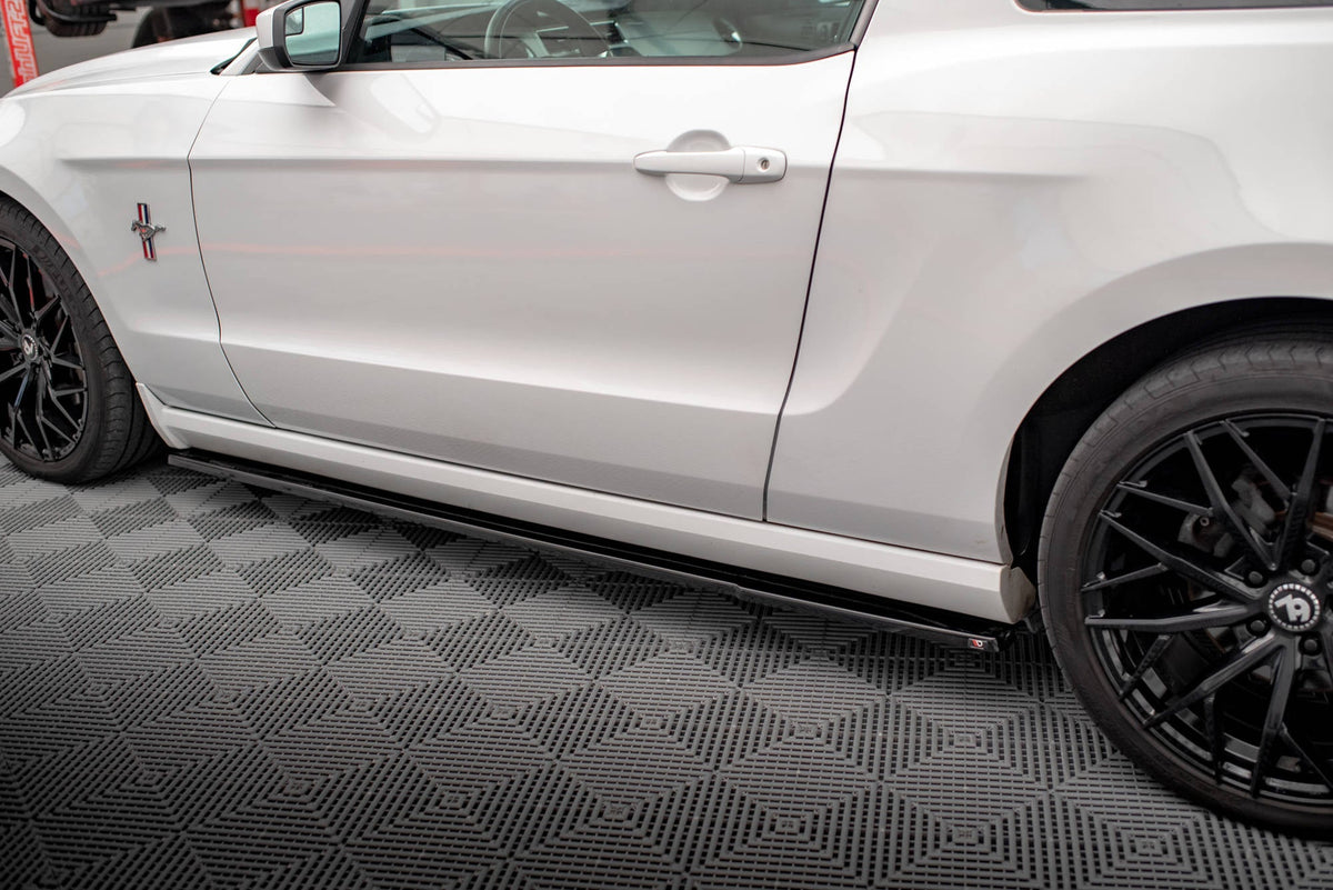 Difusores de taloneras para Ford Mustang Mk5 Facelift