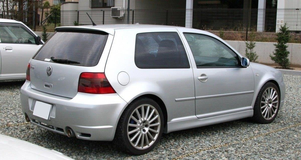 Taloneras para Volkswagen Golf Mk4 3 Door R32 LOOK