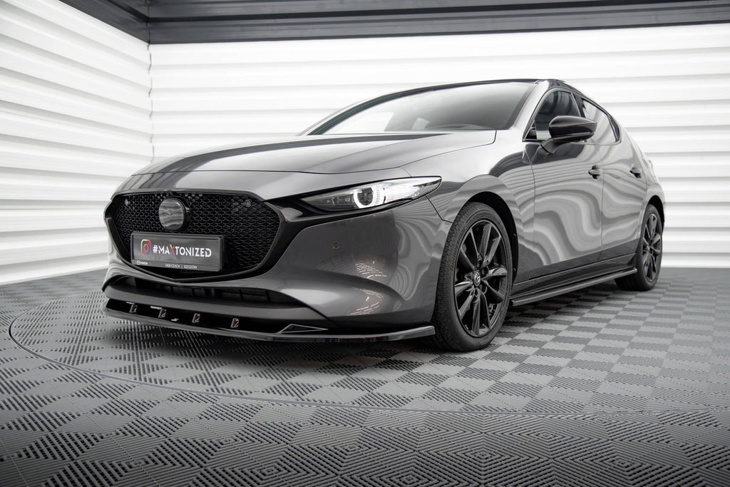 Difusores de taloneras para Mazda 3 Mk4