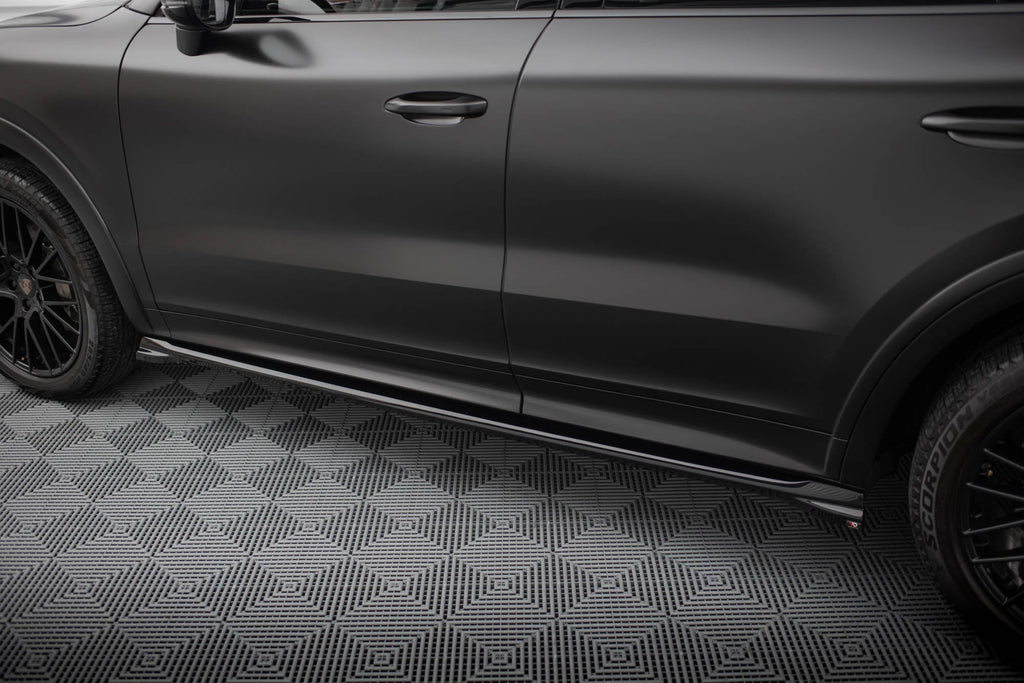 Difusores de taloneras V.1 para Porsche Cayenne Sport Design / Turbo SUV / Coupe Mk3 / Mk3 Facelift
