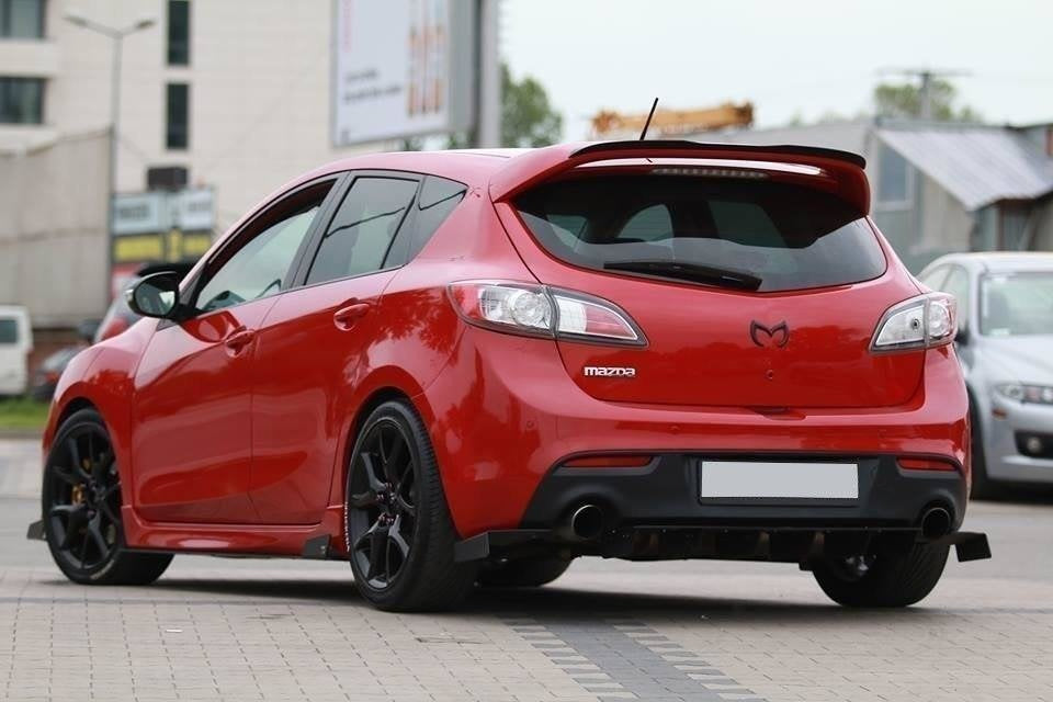 Difusores de taloneras Racing para Mazda 3 Mk2 MPS