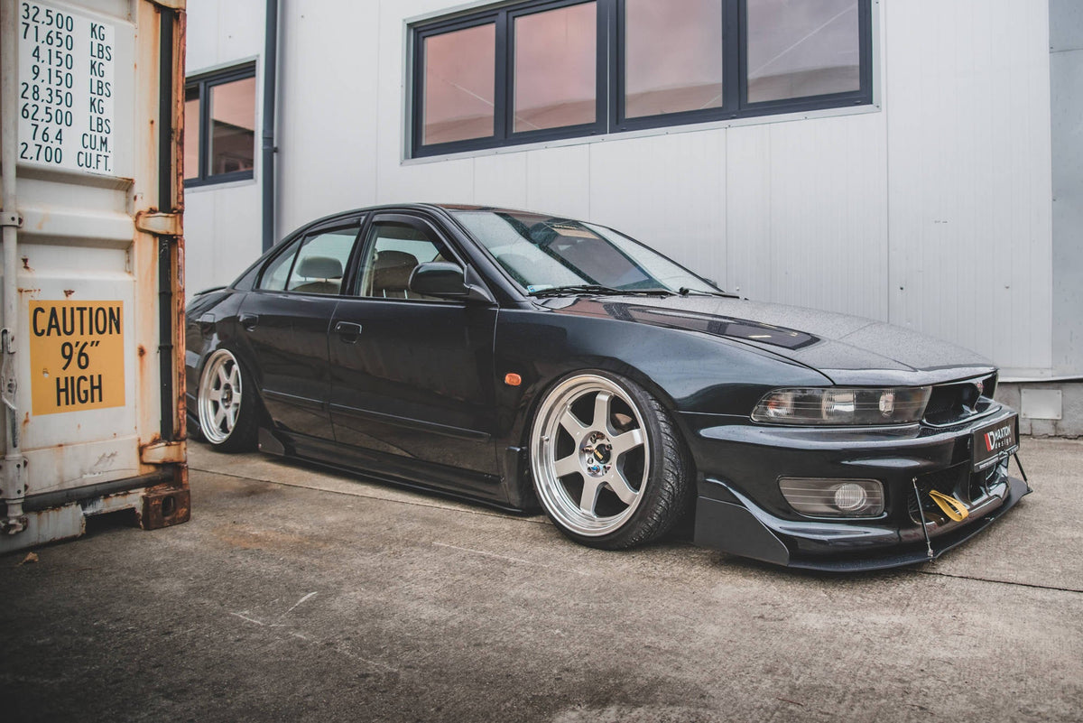 Difusores de taloneras Racing para Mitsubishi Galant Avance Mk8