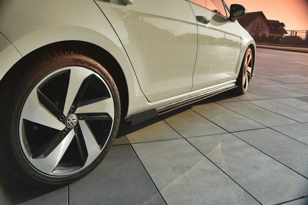 Difusores de taloneras Racing para Volkswagen Golf Mk7 GTI (Facelift)