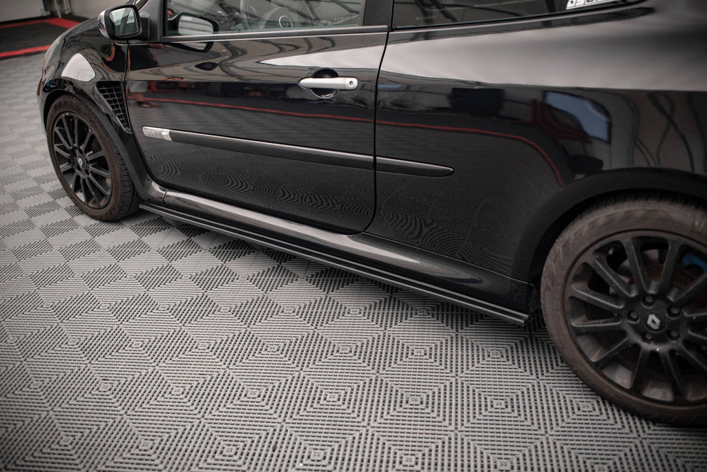 Difusores de taloneras para Renault Clio Mk3 RS