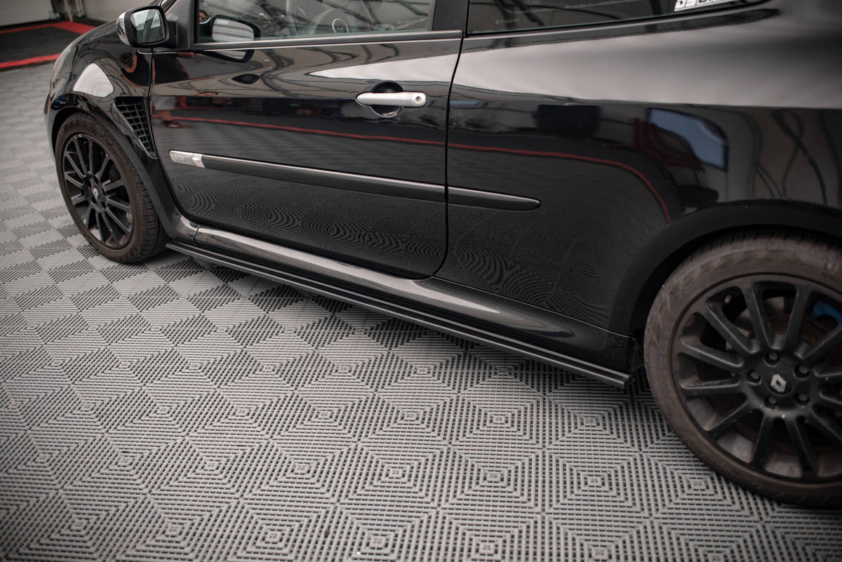 Difusores de taloneras para Renault Clio Mk3 RS