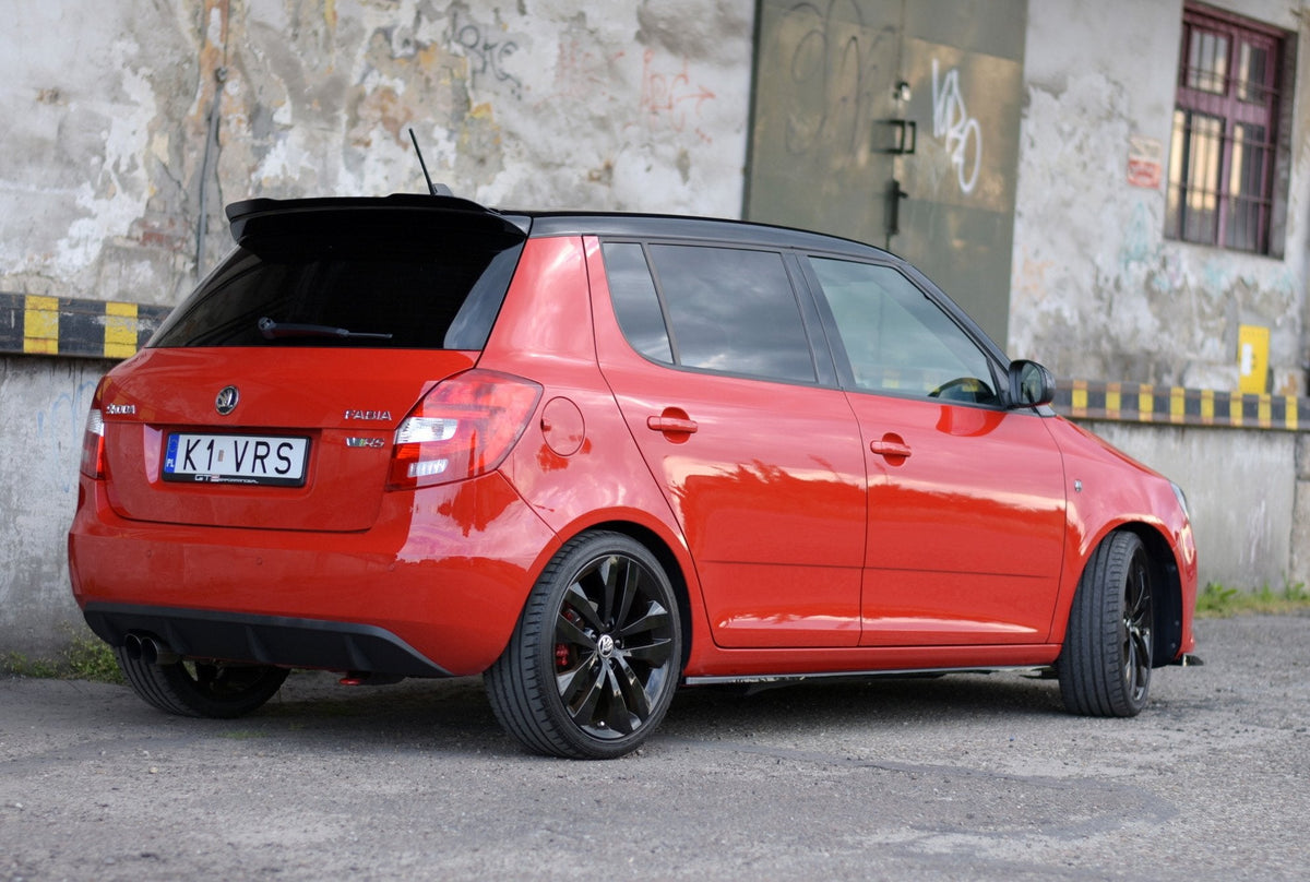 Difusores de taloneras para Skoda Fabia RS Mk2