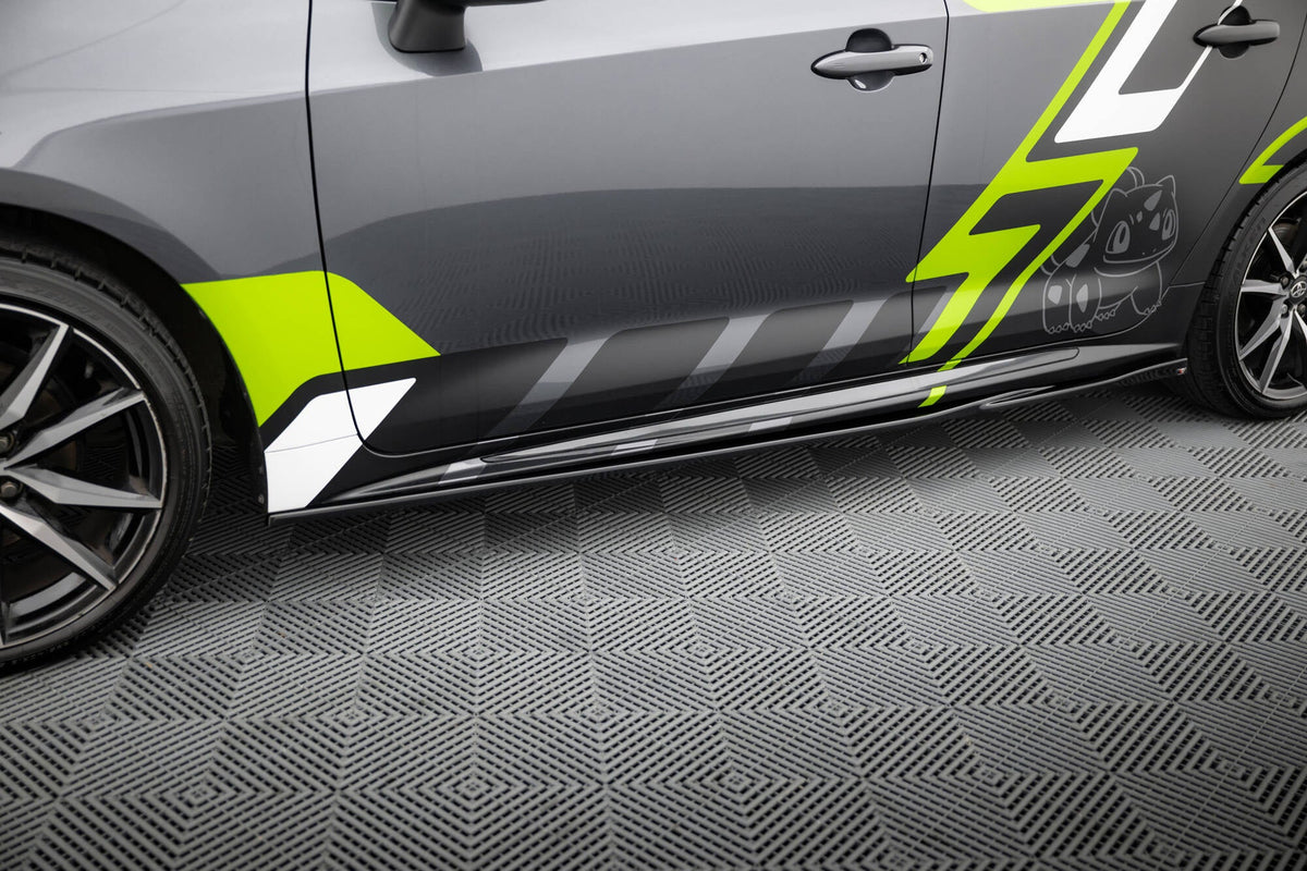 Difusores de taloneras para Toyota Corolla GR Sport Touring Sports Mk12