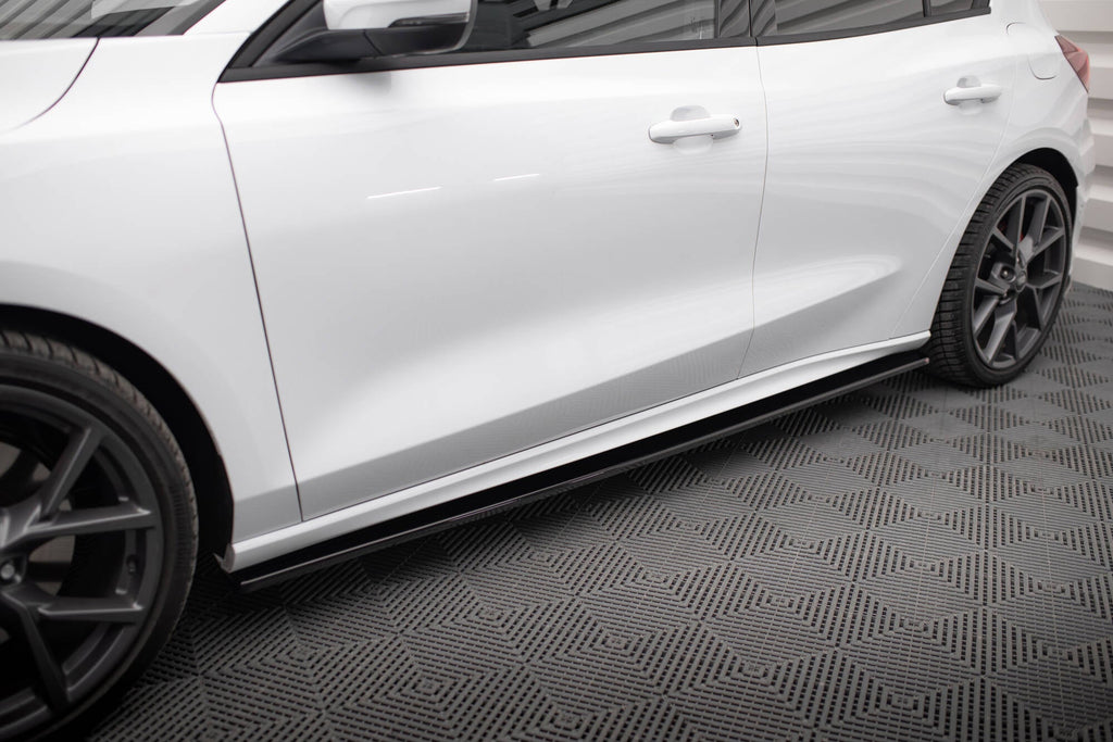 Difusores de taloneras V.1 para Ford Focus ST / ST-Line Mk4 Facelift
