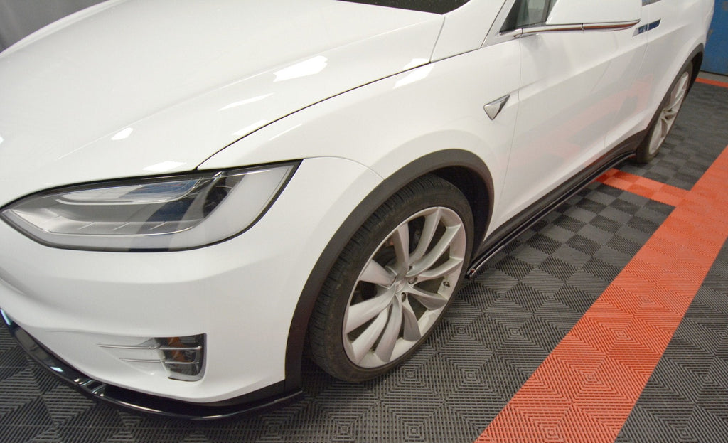 Difusores de taloneras V.1 para Tesla Model X Mk1