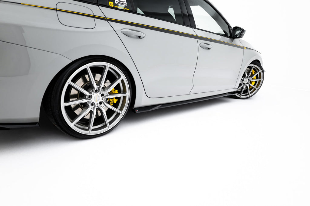 Difusores de taloneras V.3 para Skoda Octavia RS Liftback / Combi Mk4 Facelift