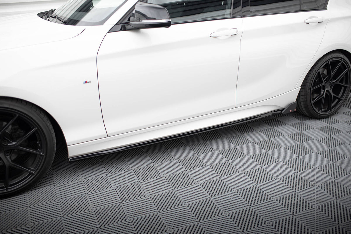 Difusores de taloneras V.4 + flaps para BMW 1 M-Pack / M140i F20 Facelift
