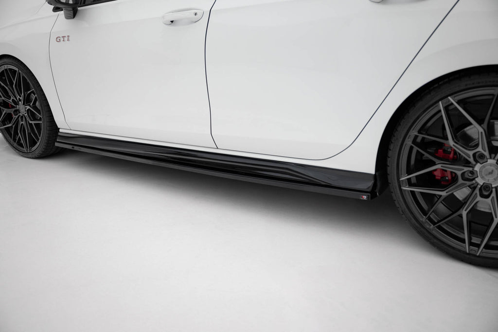 Difusores de taloneras V.4 para Volkswagen Golf GTI / GTE / GTI Clubsport / GTD / R-Line Mk8