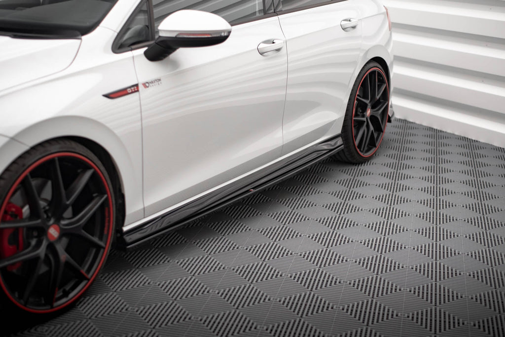 Difusores de taloneras V.4 para Volkswagen Golf GTI / GTE / GTI Clubsport / GTD / R-Line Mk8