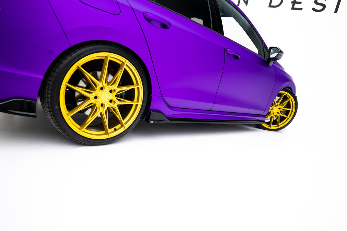 Difusores de taloneras V.4 para Volkswagen Golf R Hatchback Mk8 / Mk8 Facelift