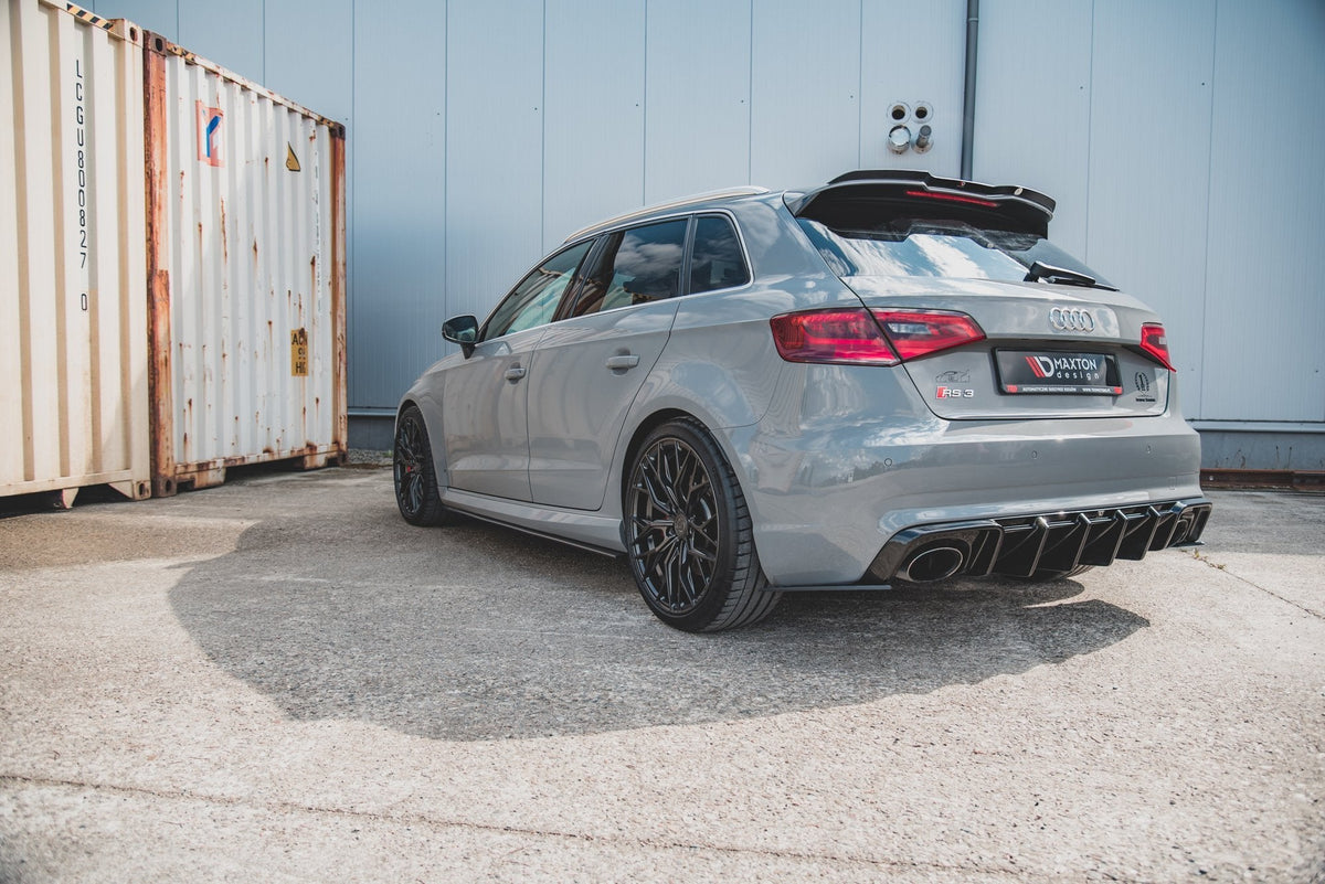 Difusores de taloneras Street Pro para Audi RS3 8V Sportback