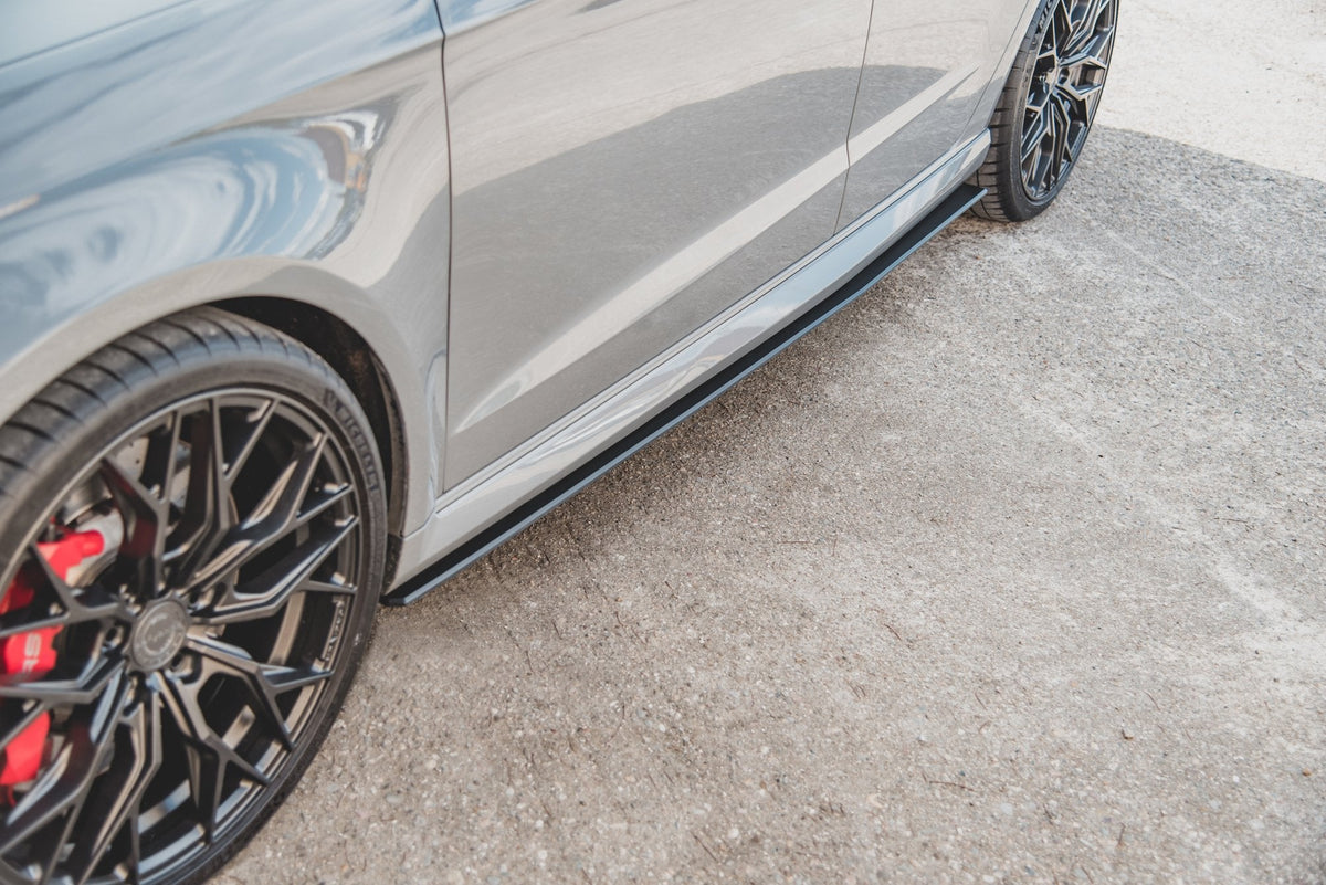 Difusores de taloneras Street Pro para Audi RS3 8V Sportback