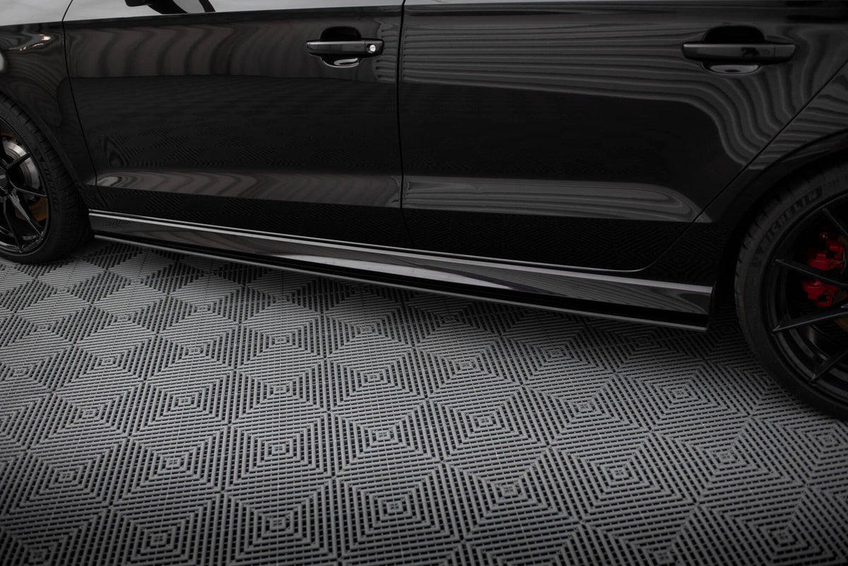 Difusores de taloneras Street Pro para Audi RS3 Sedan 8V Facelift