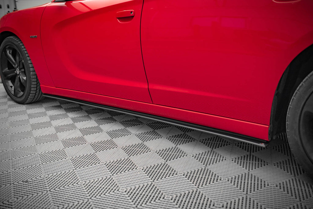 Difusores de taloneras Street Pro para Dodge Charger RT Mk7 Facelift