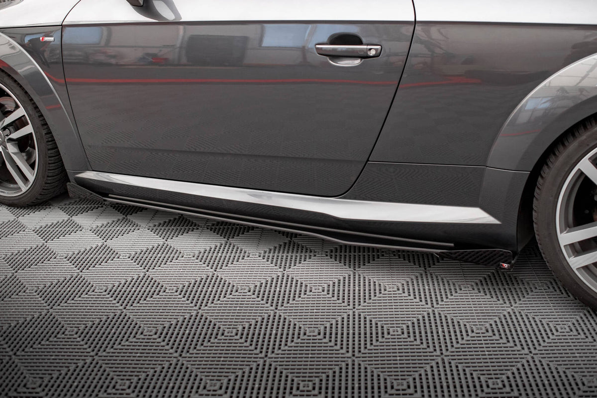 Difusores de taloneras Street Pro + flaps para Audi TT S / S-Line 8S