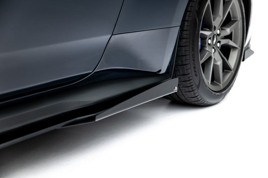 Difusores de taloneras Street Pro + flaps para Ford Mustang Dark Horse Mk7