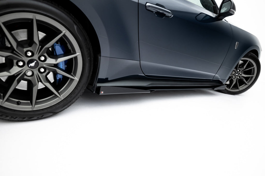 Difusores de taloneras Street Pro + flaps para Ford Mustang Dark Horse Mk7