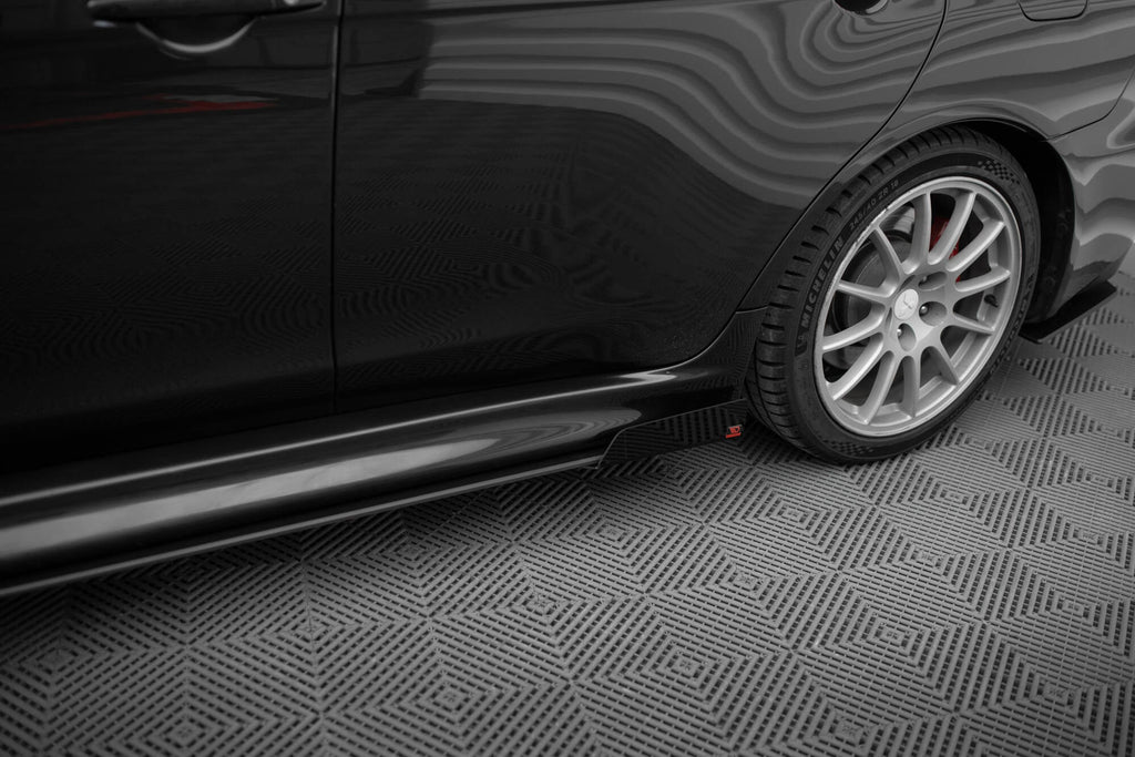 Difusores de taloneras Street Pro + flaps para Mitsubishi Lancer EVO X