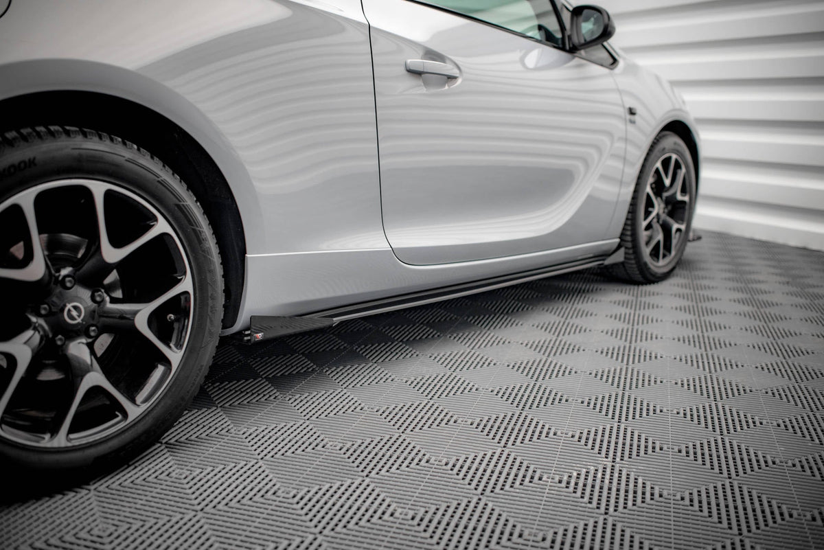 Difusores de taloneras Street Pro + flaps para Opel Astra GTC OPC-Line J