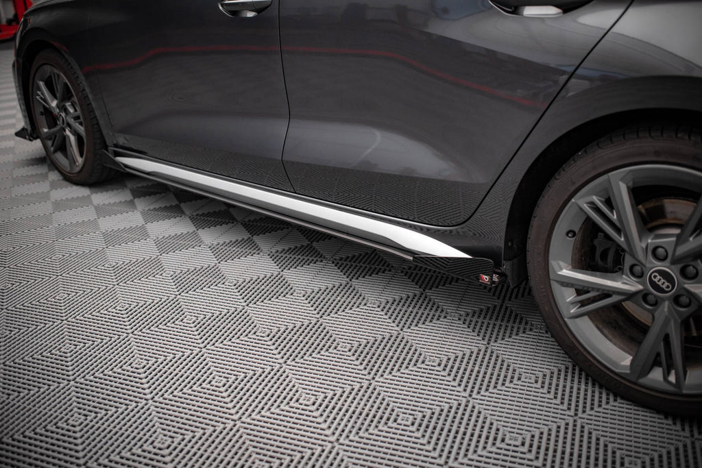 Difusores de taloneras Street Pro + flaps V.1 para Audi S3 / A3 S-Line 8Y / 8Y Facelift