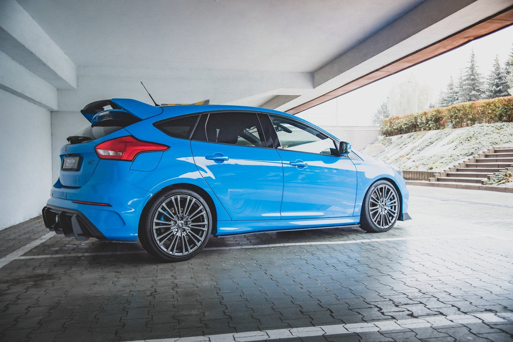 Difusores de taloneras Street Pro para Ford Focus RS Mk3