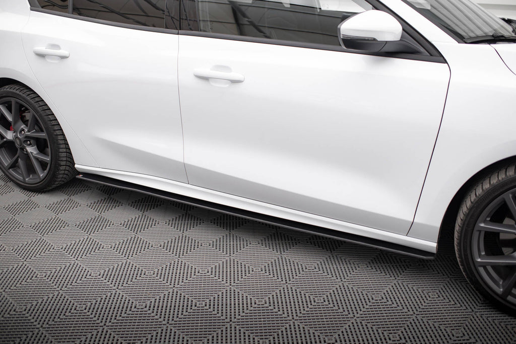 Difusores de taloneras Street Pro para Ford Focus ST / ST-Line Mk4
