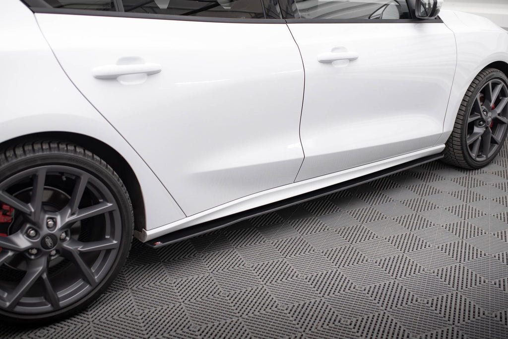 Difusores de taloneras Street Pro para Ford Focus ST / ST-Line Mk4
