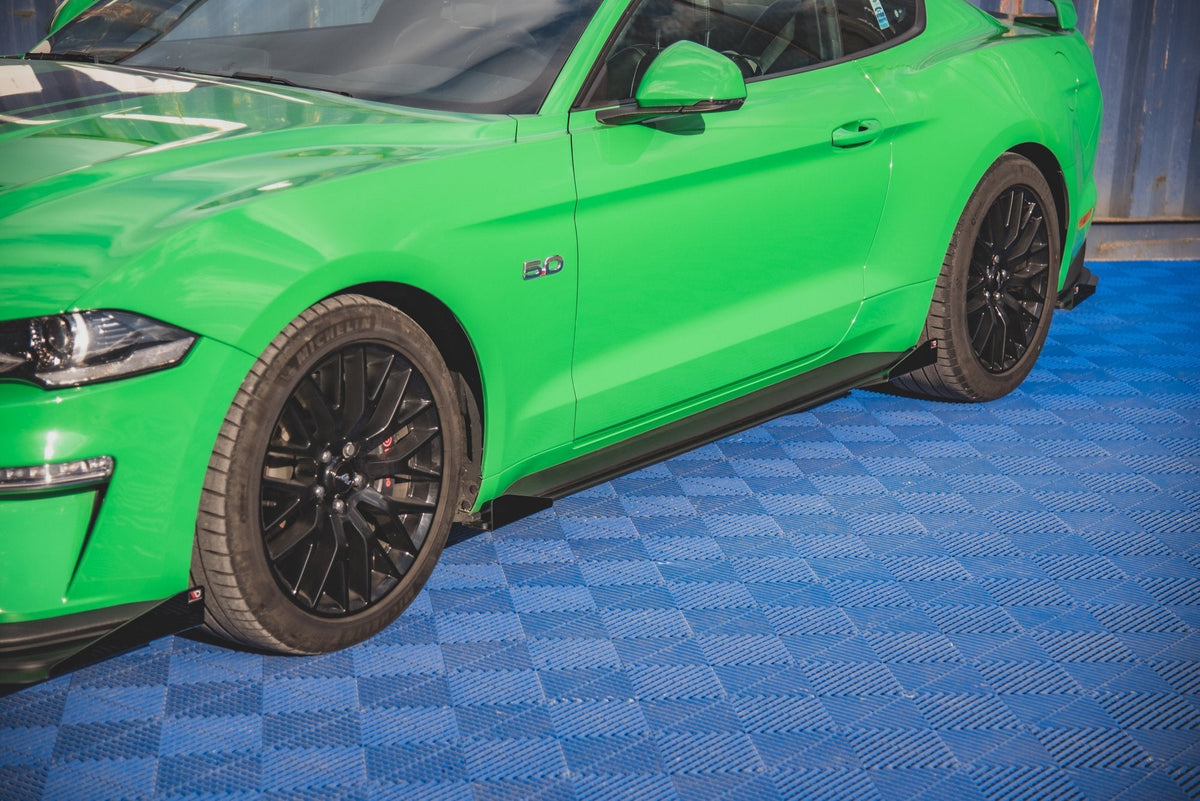 Difusores de taloneras Street Pro V.1 + flaps para Ford Mustang GT Mk6 Facelift