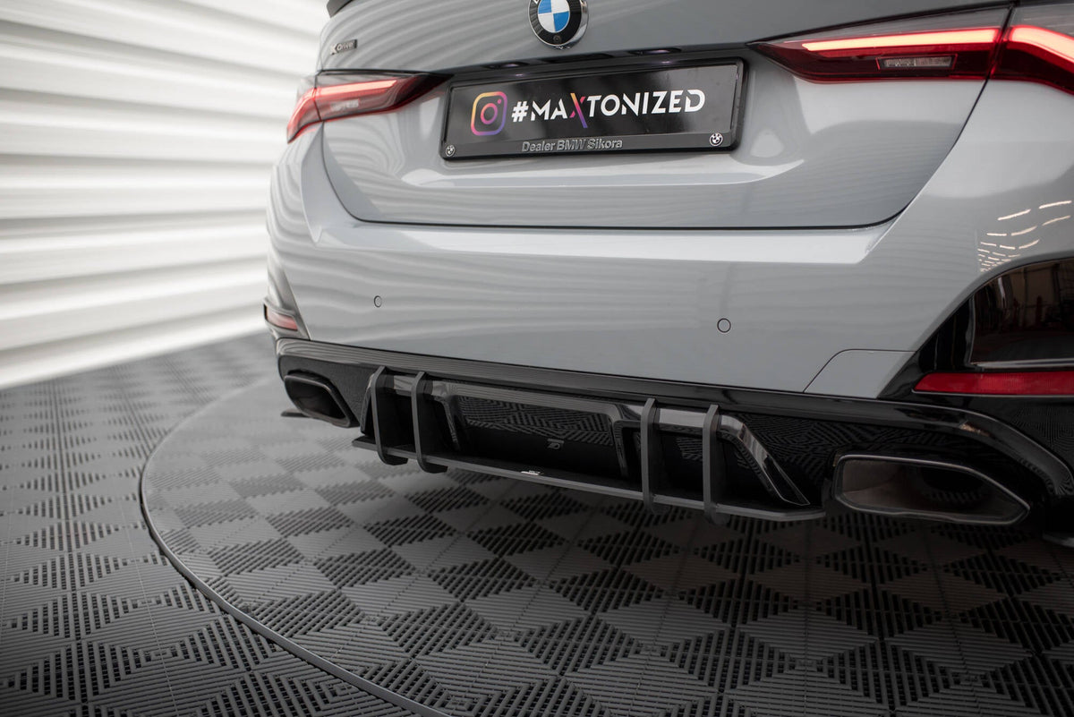 Difusor trasero Street Pro para BMW 4 Gran Coupe M440i G26