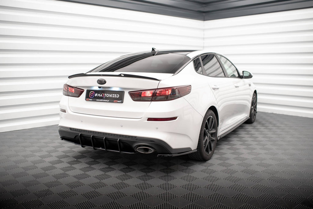 Difusor trasero Street Pro para Kia Optima Mk4 Facelift